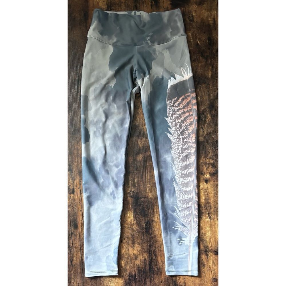 VENOR flying feather, full link leggings Size M / NWOT